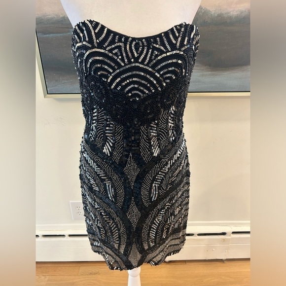 Scala Dresses & Skirts - NWOT SCALA Hand Beaded Strapless Dress (Size 8, Fits smaller, P2P 17 inches)